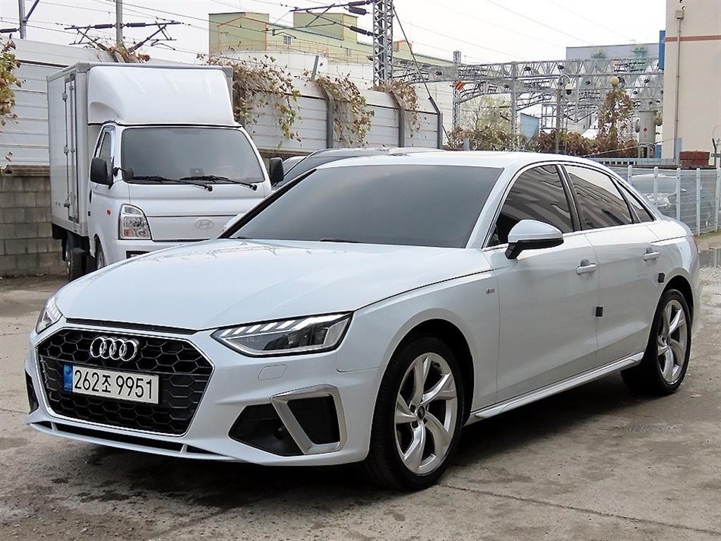 아우디 A4 A4 (B9) 40 TFSI 프리미엄 이미지 2