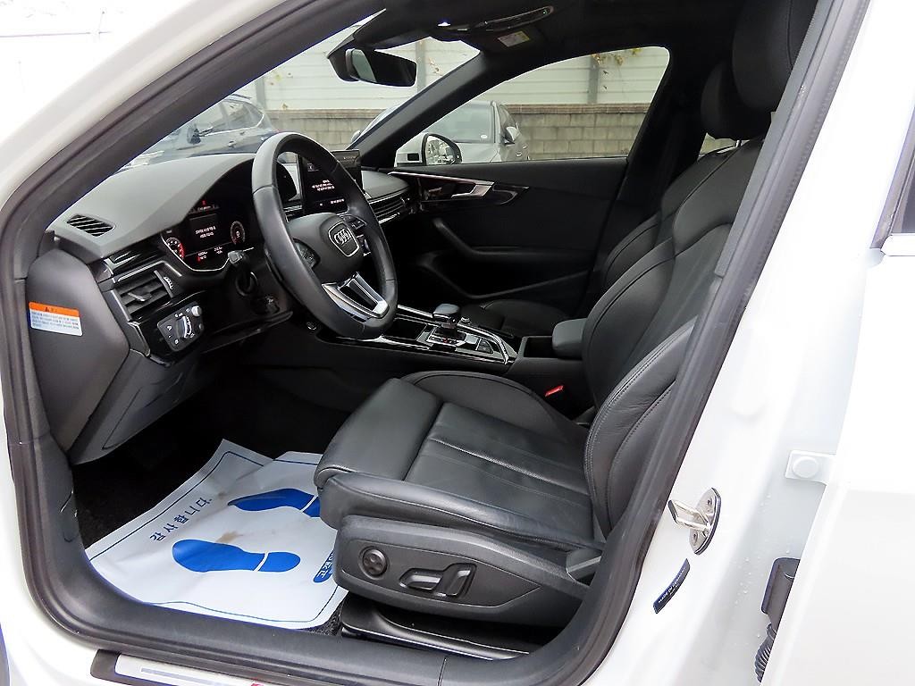 아우디 A4 A4 (B9) 40 TFSI 프리미엄 이미지 5
