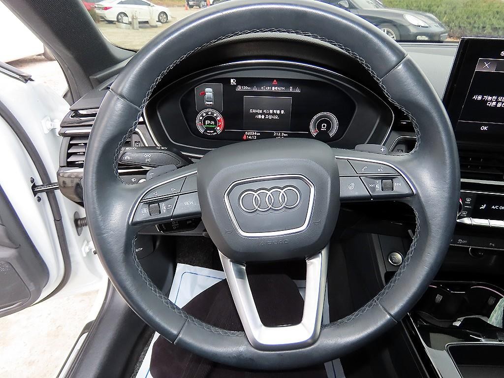 아우디 A4 A4 (B9) 40 TFSI 프리미엄 이미지 8