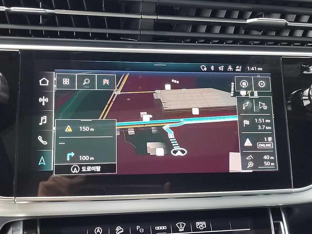 아우디 Q8 55 TFSI 콰트로 프리미엄 이미지 15