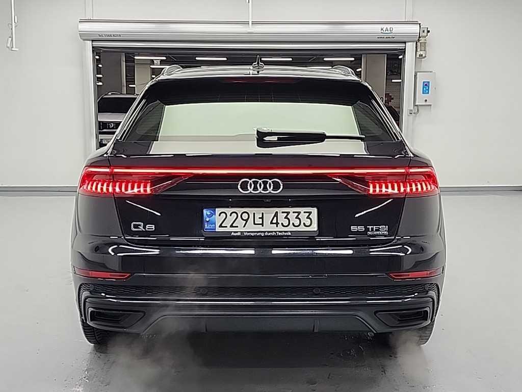 아우디 Q8 55 TFSI 콰트로 프리미엄 이미지 3