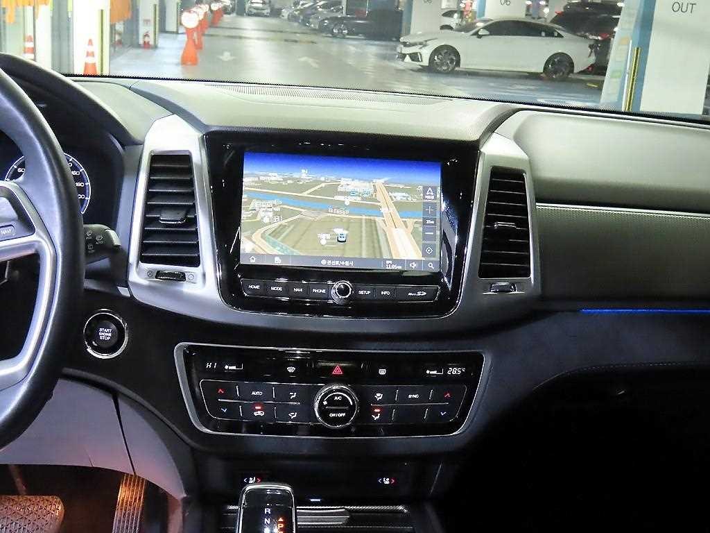 KG모빌리티(쌍용) 렉스턴 올 뉴 렉스턴 (Y450) 디젤 2.2 4WD 더 블랙 이미지 11