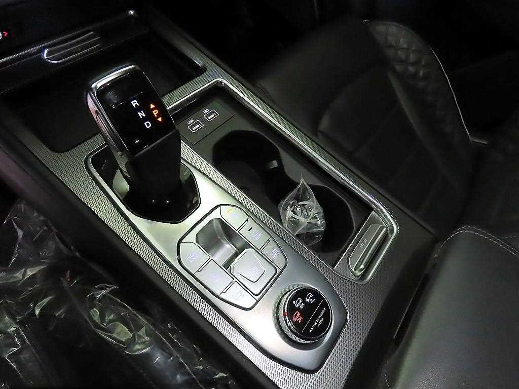KG모빌리티(쌍용) 렉스턴 올 뉴 렉스턴 (Y450) 디젤 2.2 4WD 더 블랙 이미지 12