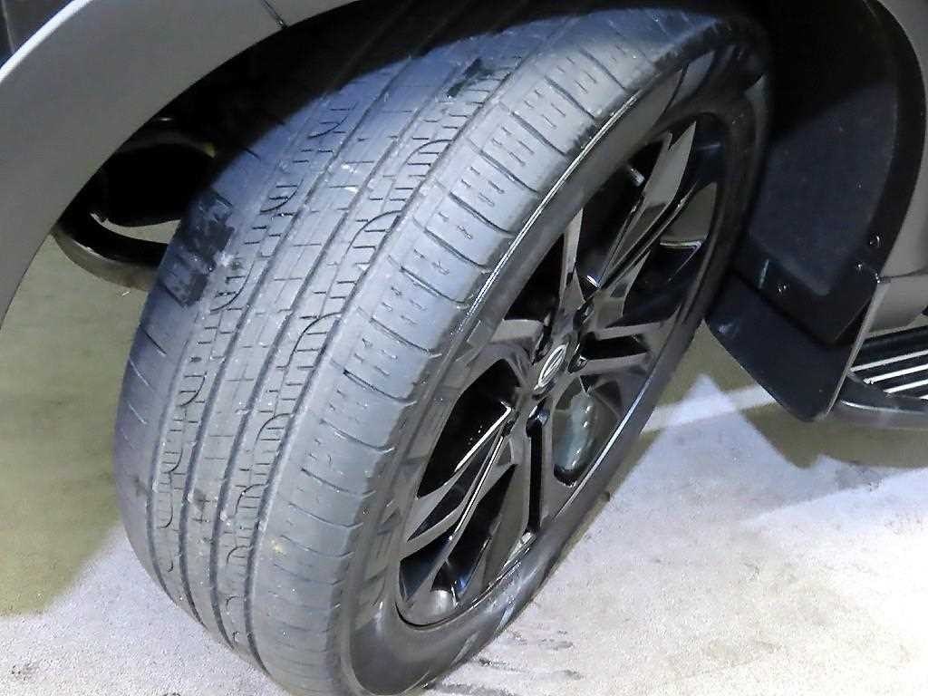 KG모빌리티(쌍용) 렉스턴 올 뉴 렉스턴 (Y450) 디젤 2.2 4WD 더 블랙 이미지 20