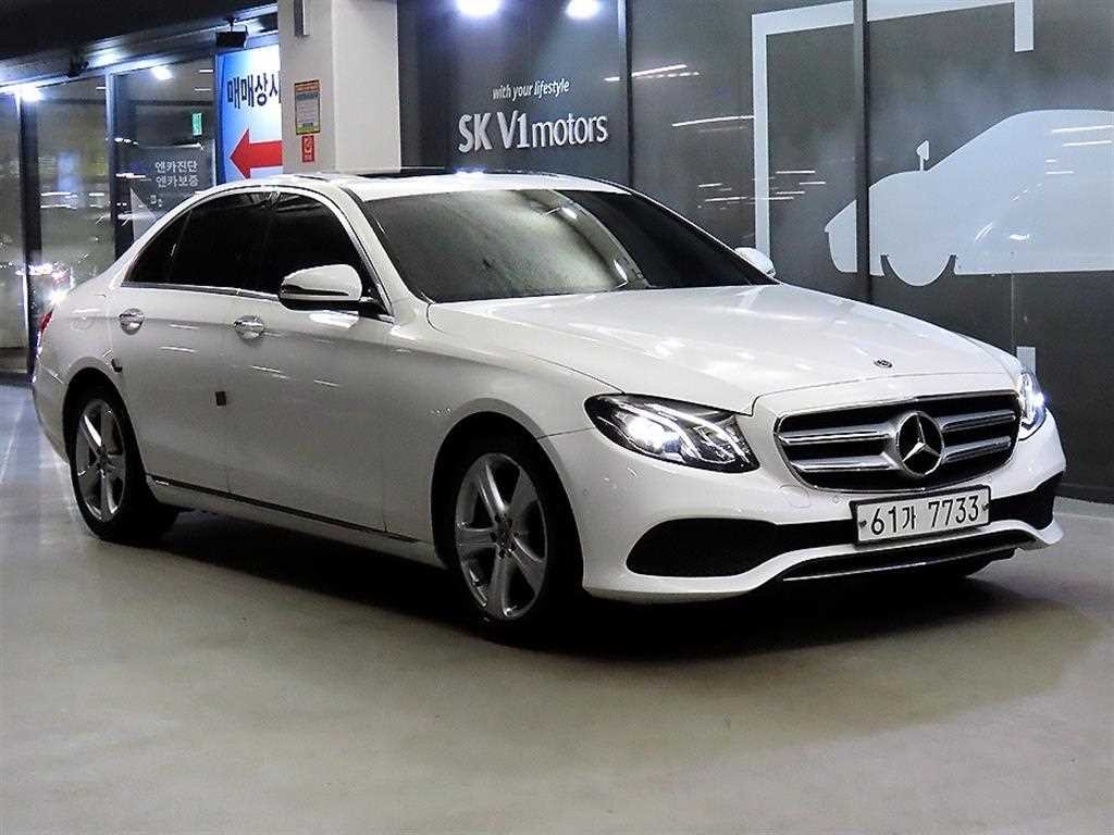 벤츠 E 클래스 E-클래스 W213 E200 아방가르드 이미지 1