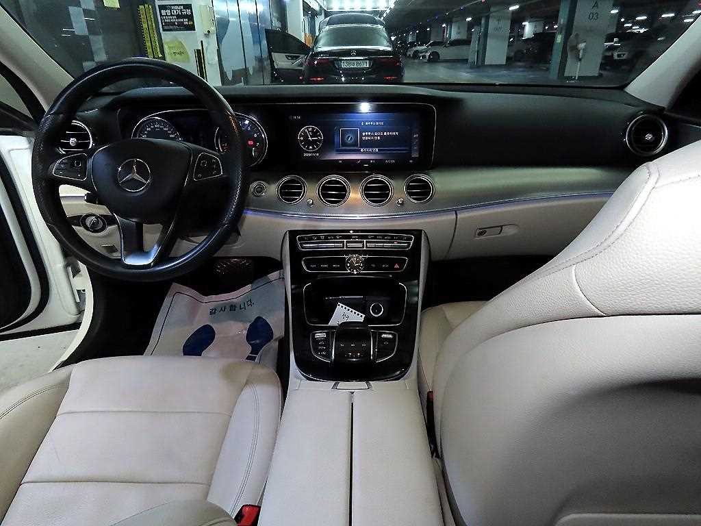 벤츠 E 클래스 E-클래스 W213 E200 아방가르드 이미지 10