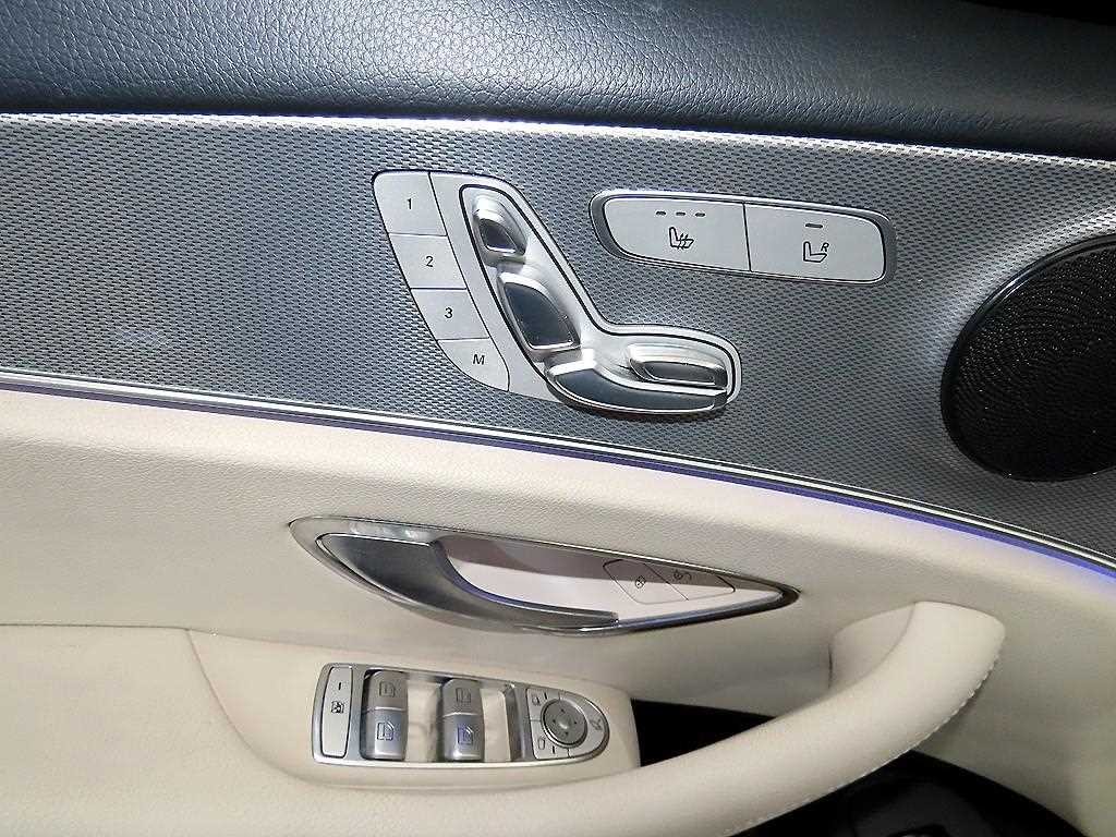 벤츠 E 클래스 E-클래스 W213 E200 아방가르드 이미지 14