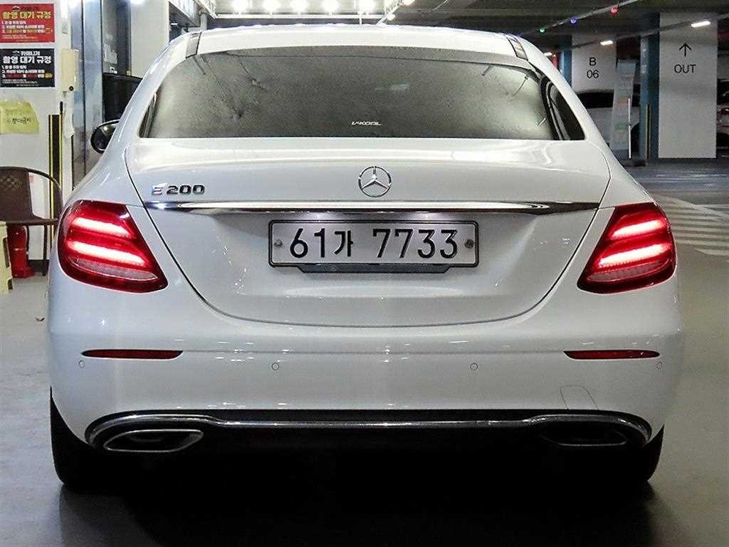 벤츠 E 클래스 E-클래스 W213 E200 아방가르드 이미지 5