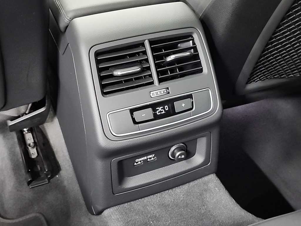 아우디 A5 A5 (F5) 40 TFSI 콰트로 스포트백 이미지 13