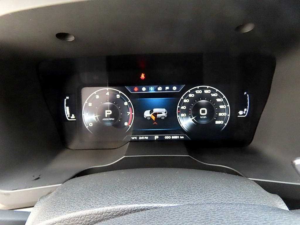 KG모빌리티(쌍용) 코란도 뷰티풀코란도 2WD 가솔린 1.5 C7 이미지 9