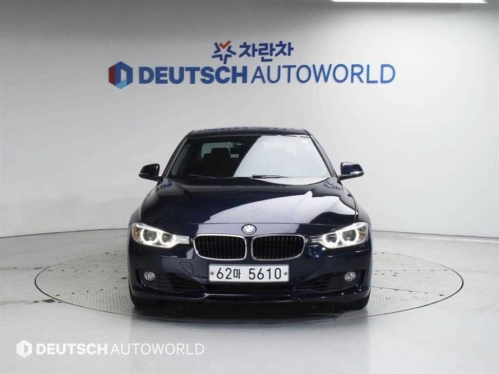 BMW 3시리즈 3시리즈 (F30) 320i 이미지 1