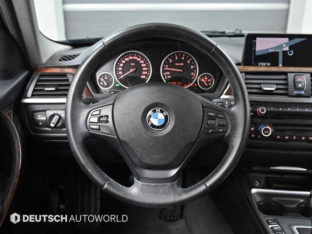 BMW 3시리즈 3시리즈 (F30) 320i 이미지 13