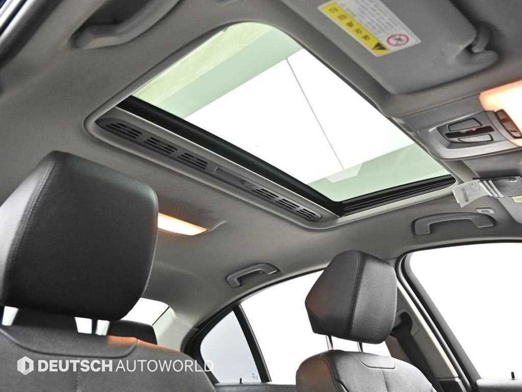 BMW 3시리즈 3시리즈 (F30) 320i 이미지 19