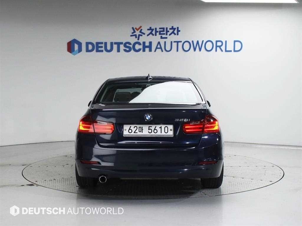 BMW 3시리즈 3시리즈 (F30) 320i 이미지 4