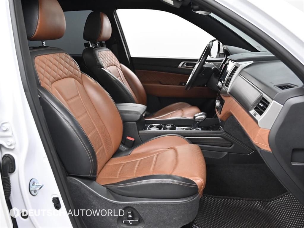 KG모빌리티(쌍용) 렉스턴 G4렉스턴 디젤 2.2 4WD 헤리티지 이미지 10