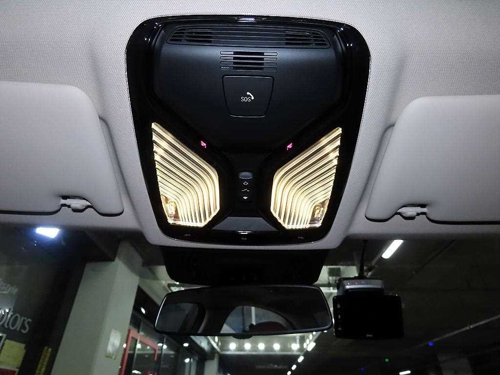 BMW 3시리즈 3시리즈 (G20) 320i 이미지 15