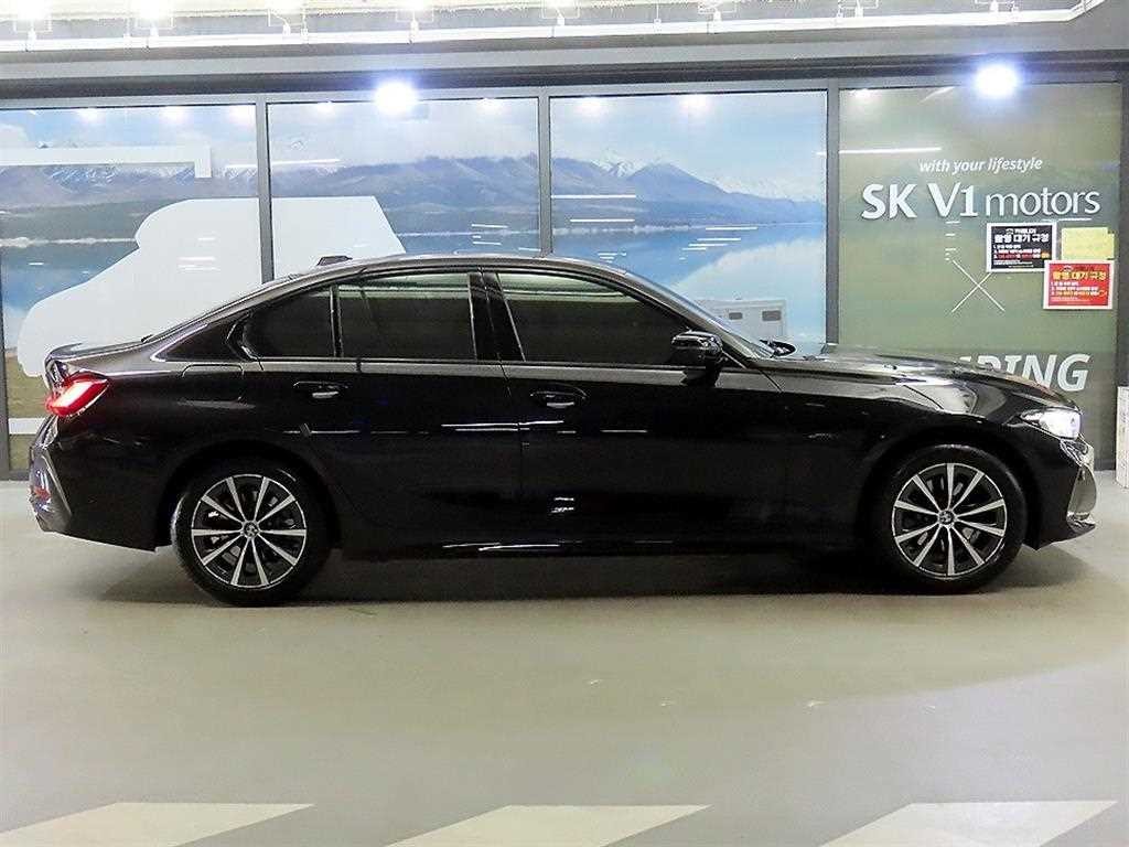 BMW 3시리즈 3시리즈 (G20) 320i 이미지 3