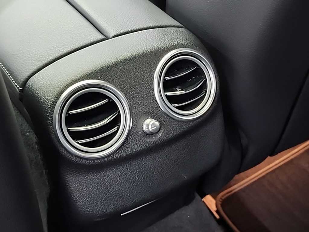 벤츠 E 클래스 E-클래스 W213 E300 4MATIC 아방가르드 이미지 14