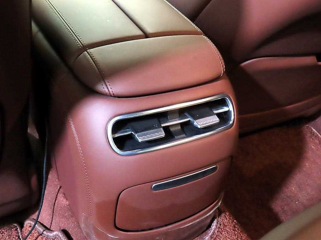 제네시스 G90 G90(RS4) 3.5T GDI AWD 이미지 15