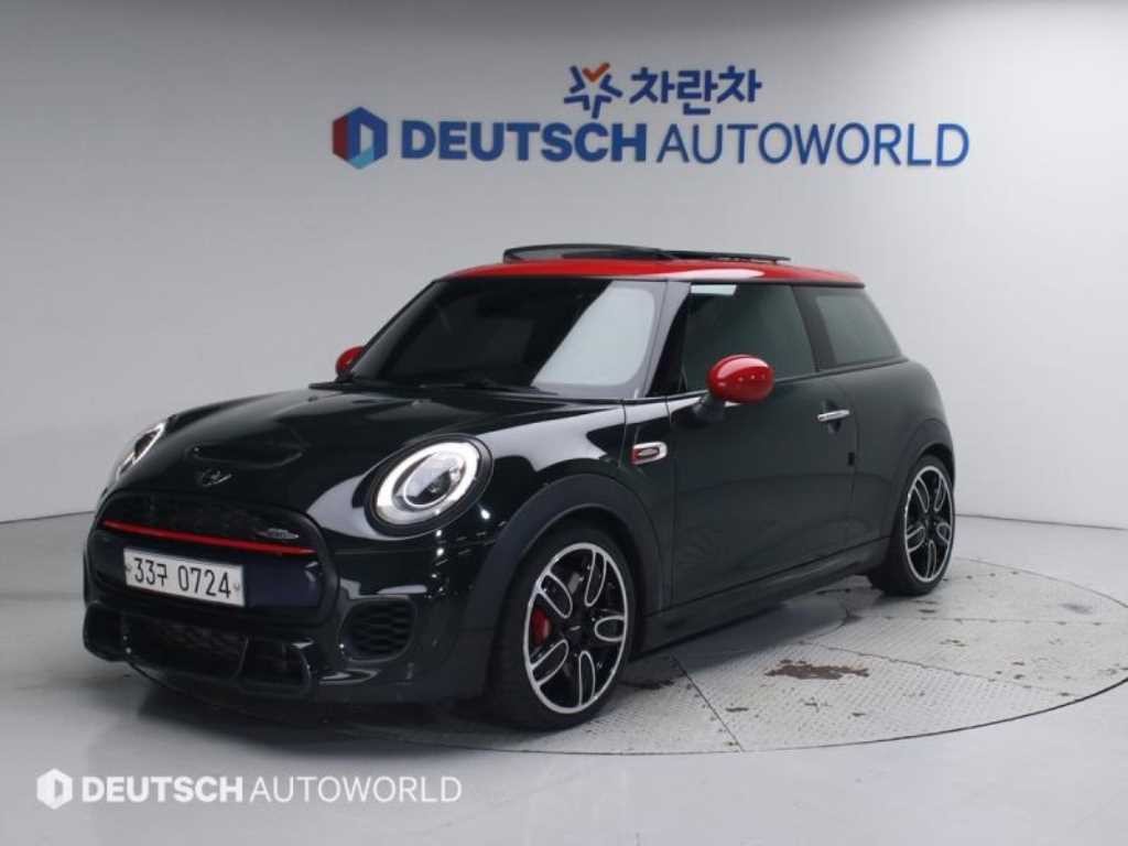 미니 쿠퍼 쿠퍼 S JCW 이미지 1