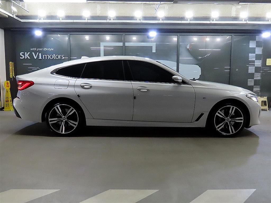 BMW 그란투리스모 6시리즈 GT (G32) 630i xDrive M 스포츠 이미지 3