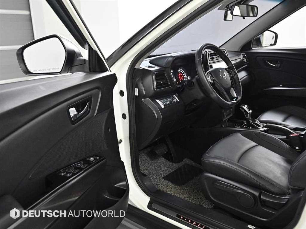 KG모빌리티(쌍용) 티볼리 베리 뉴 티볼리 2WD 가솔린 1.5 V5 이미지 11