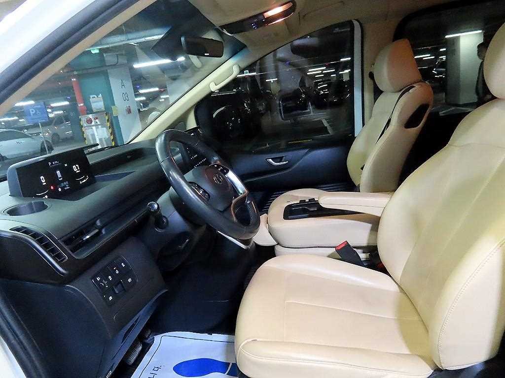 현대 스타리아 4WD 디젤 투어러 모던 이미지 6