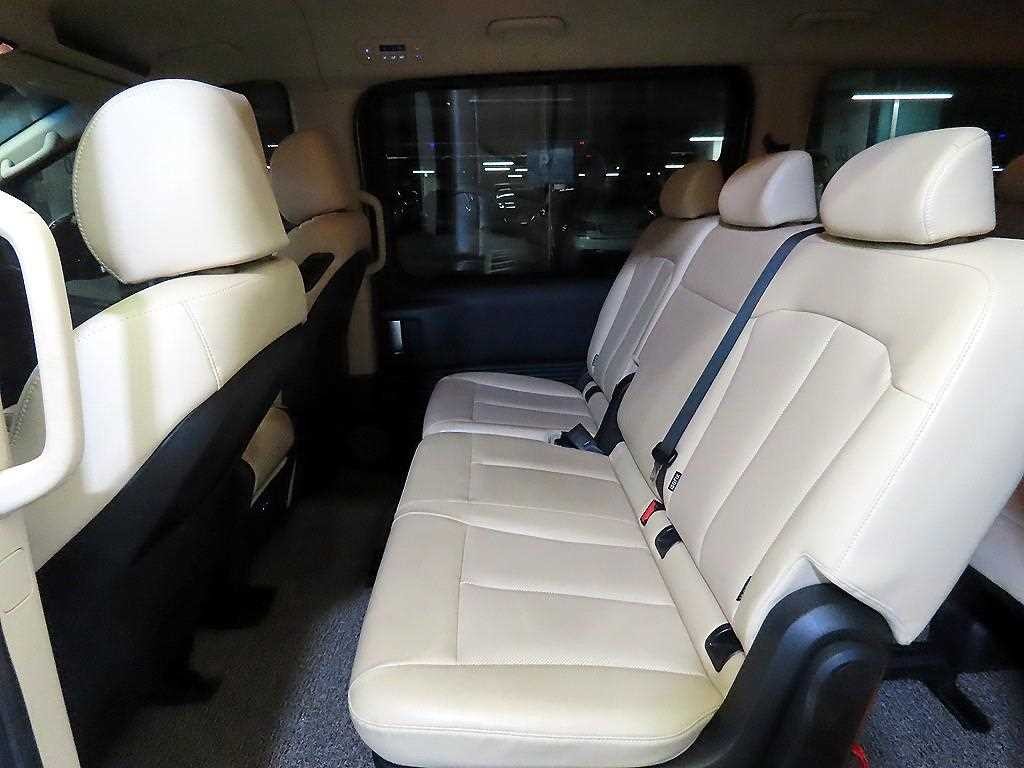 현대 스타리아 4WD 디젤 투어러 모던 이미지 7
