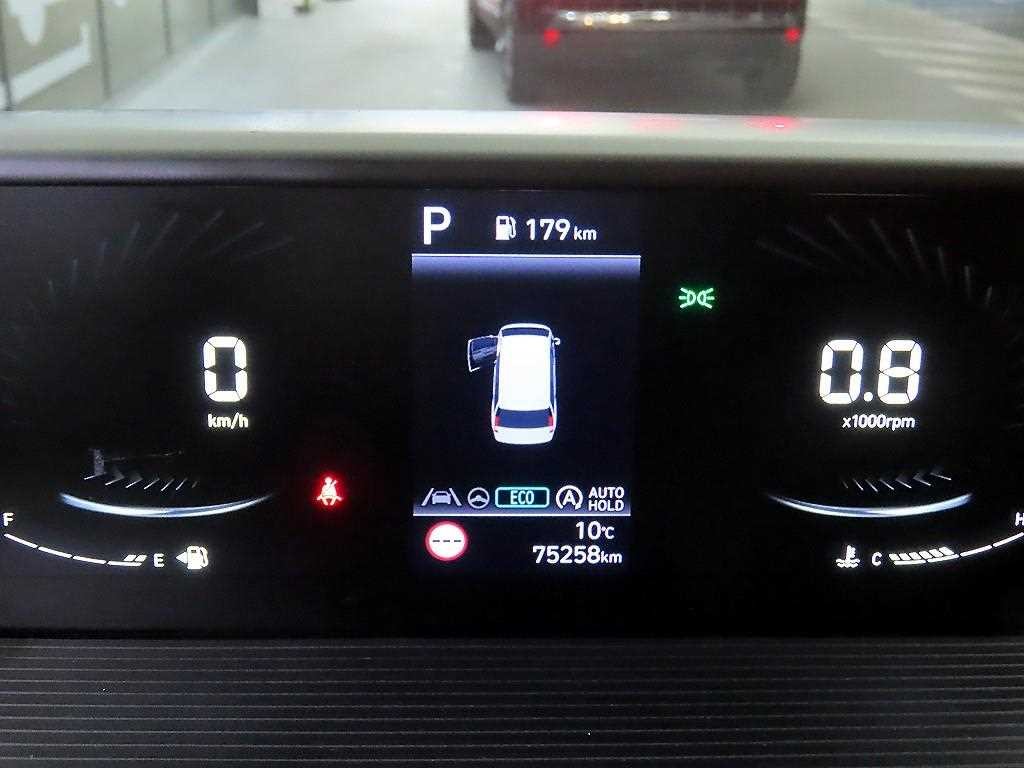현대 스타리아 4WD 디젤 투어러 모던 이미지 9