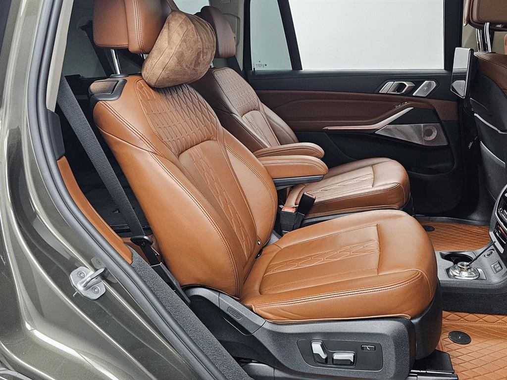 BMW X7 X7 (G07) xDrive 40i 디자인 퓨어 엑셀런스 6인승 이미지 10