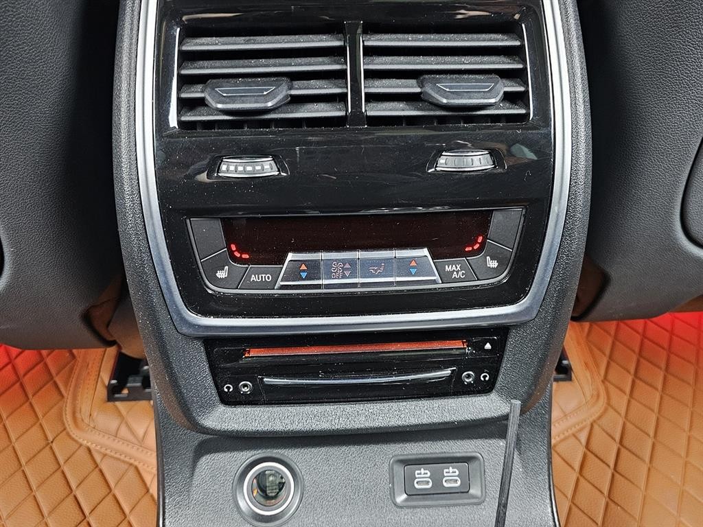 BMW X7 X7 (G07) xDrive 40i 디자인 퓨어 엑셀런스 6인승 이미지 14