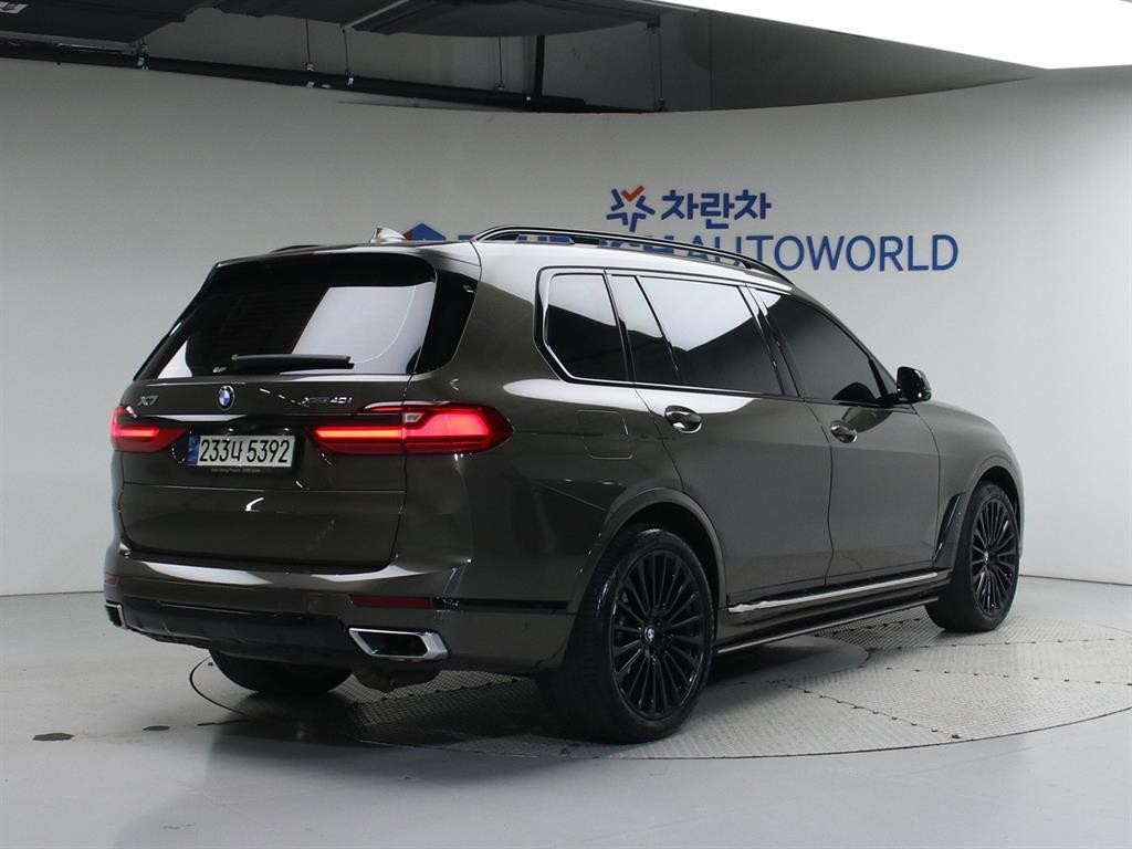BMW X7 X7 (G07) xDrive 40i 디자인 퓨어 엑셀런스 6인승 이미지 2