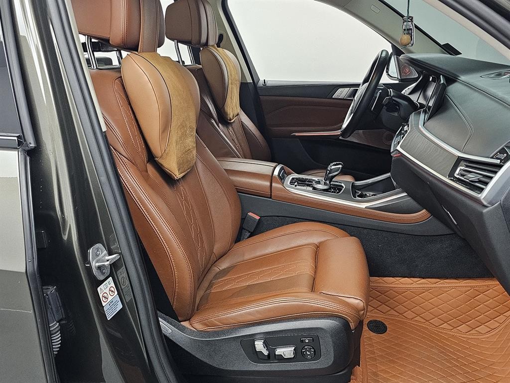 BMW X7 X7 (G07) xDrive 40i 디자인 퓨어 엑셀런스 6인승 이미지 8