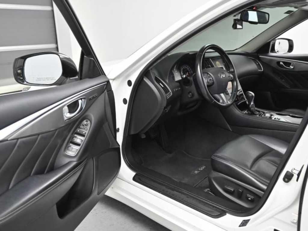 인피니티 Q Q50 2.2D 프리미엄 이미지 11