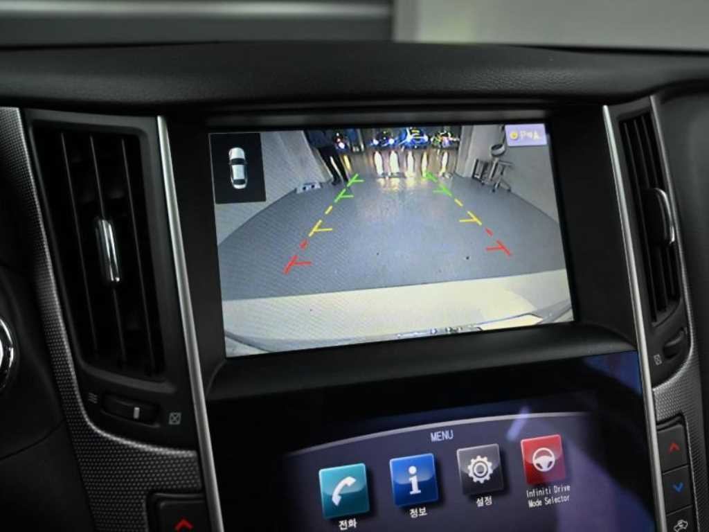 인피니티 Q Q50 2.2D 프리미엄 이미지 15