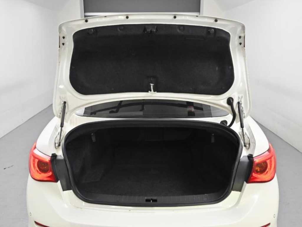 인피니티 Q Q50 2.2D 프리미엄 이미지 20