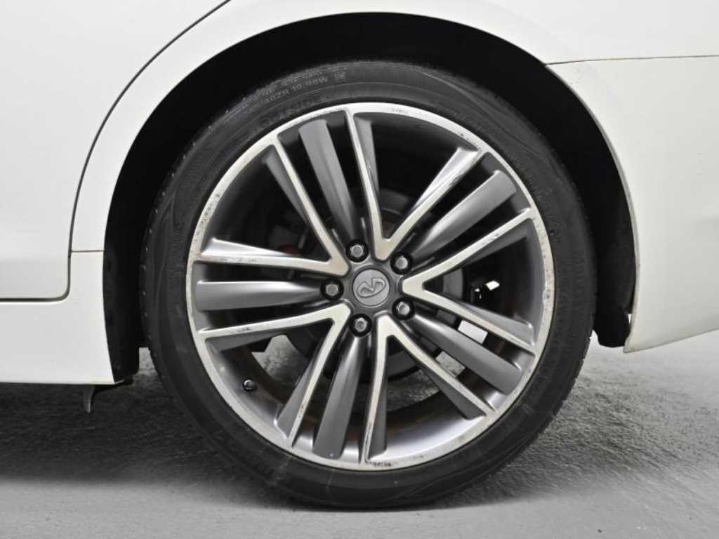인피니티 Q Q50 2.2D 프리미엄 이미지 5