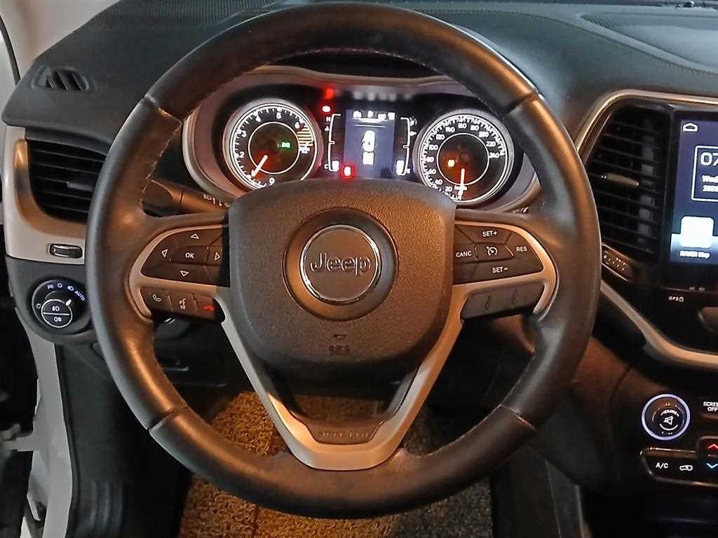 지프 체로키 체로키(KL) 2.4 론지튜드 AWD 이미지 15