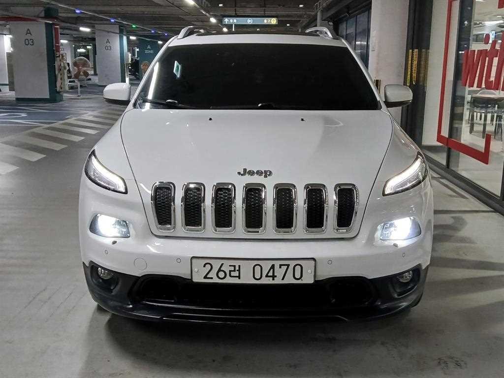 지프 체로키 체로키(KL) 2.4 론지튜드 AWD 이미지 3