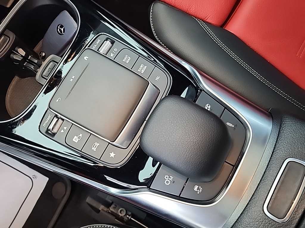 벤츠 A 클래스 A클래스 W177 AMG A45 4MATIC+ 해치백 이미지 16
