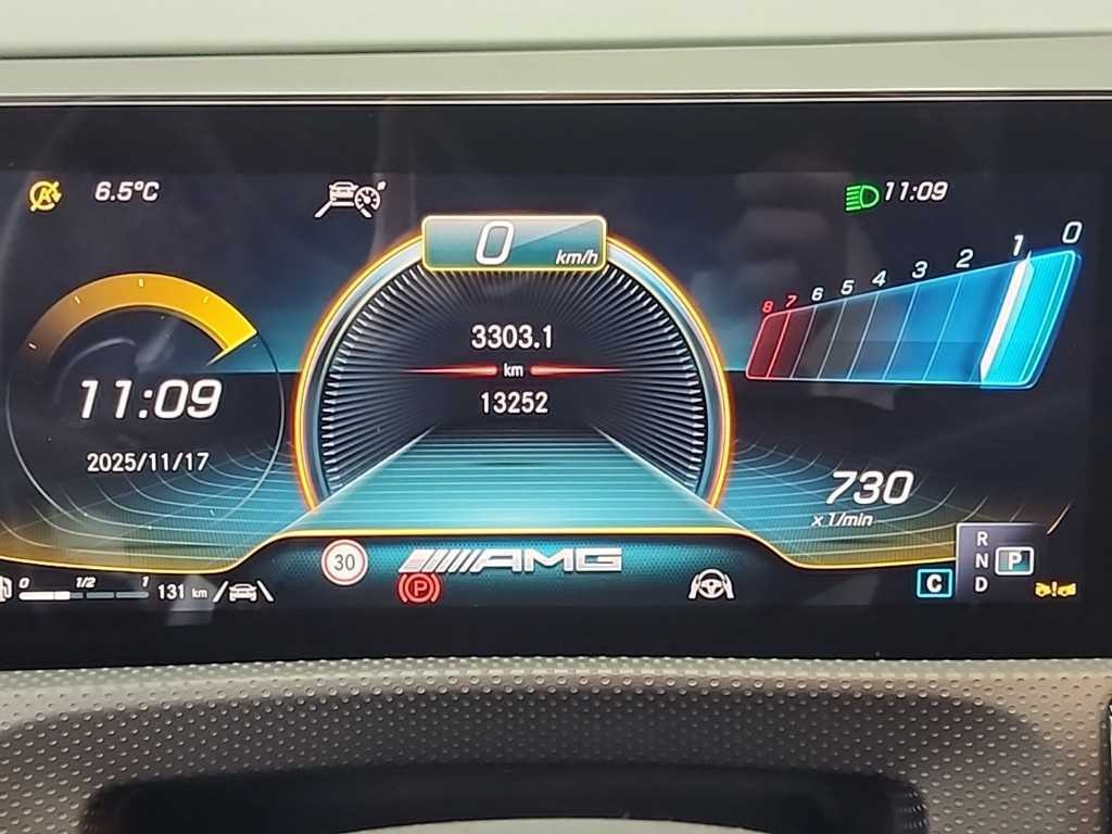 벤츠 A 클래스 A클래스 W177 AMG A45 4MATIC+ 해치백 이미지 6