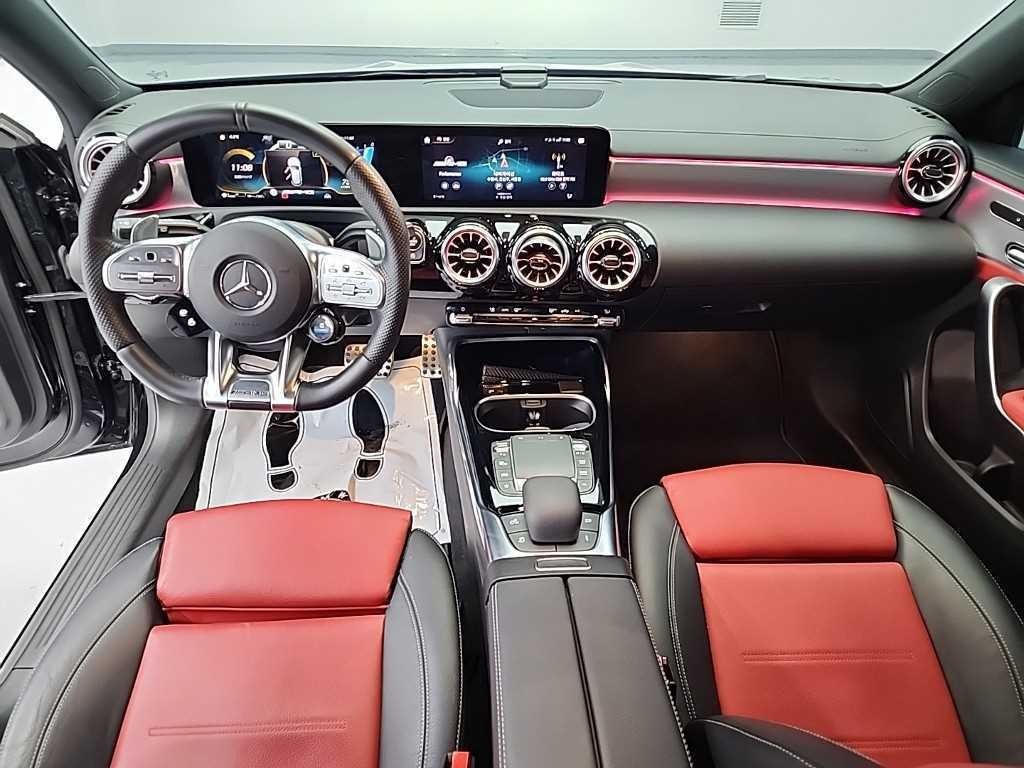 벤츠 A 클래스 A클래스 W177 AMG A45 4MATIC+ 해치백 이미지 7