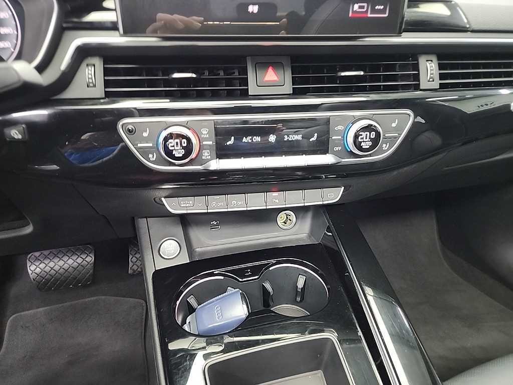 아우디 A5 A5 (F5) 40 TFSI 콰트로 프리미엄 스포트백 이미지 10