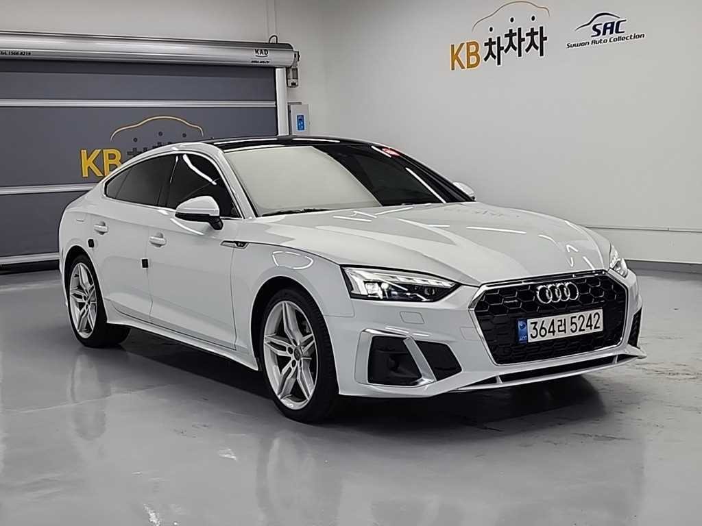 아우디 A5 A5 (F5) 40 TFSI 콰트로 프리미엄 스포트백 이미지 4