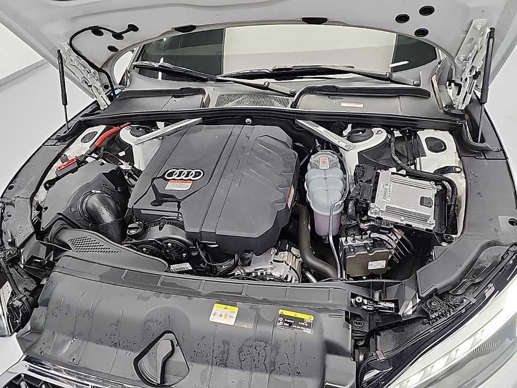 아우디 A5 A5 (F5) 40 TFSI 콰트로 프리미엄 스포트백 이미지 5