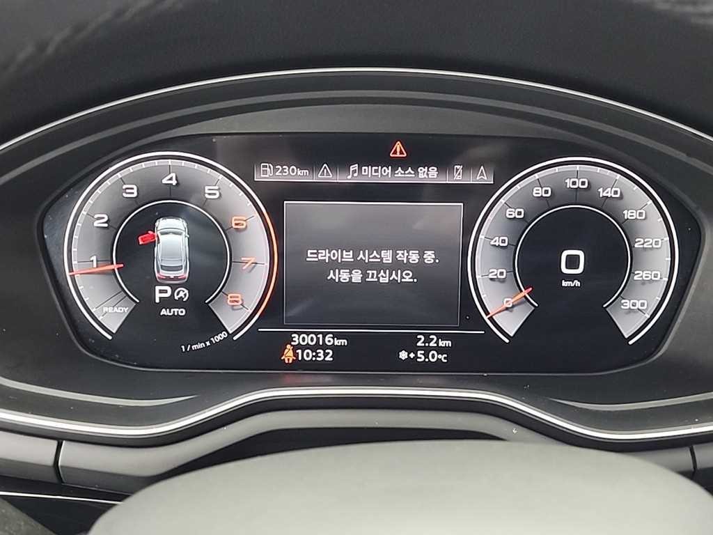 아우디 A5 A5 (F5) 40 TFSI 콰트로 프리미엄 스포트백 이미지 6
