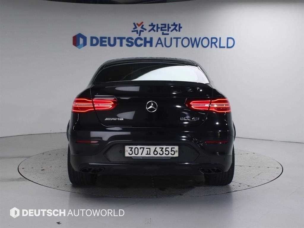 벤츠 GLC 클래스 GLC클래스 X253 AMG GLC 43 4MATIC 쿠페 이미지 4