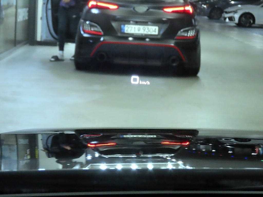 아우디 A4 A4 (B9) 40 TFSI 프리미엄 이미지 13