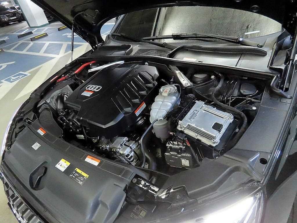 아우디 A4 A4 (B9) 40 TFSI 프리미엄 이미지 19