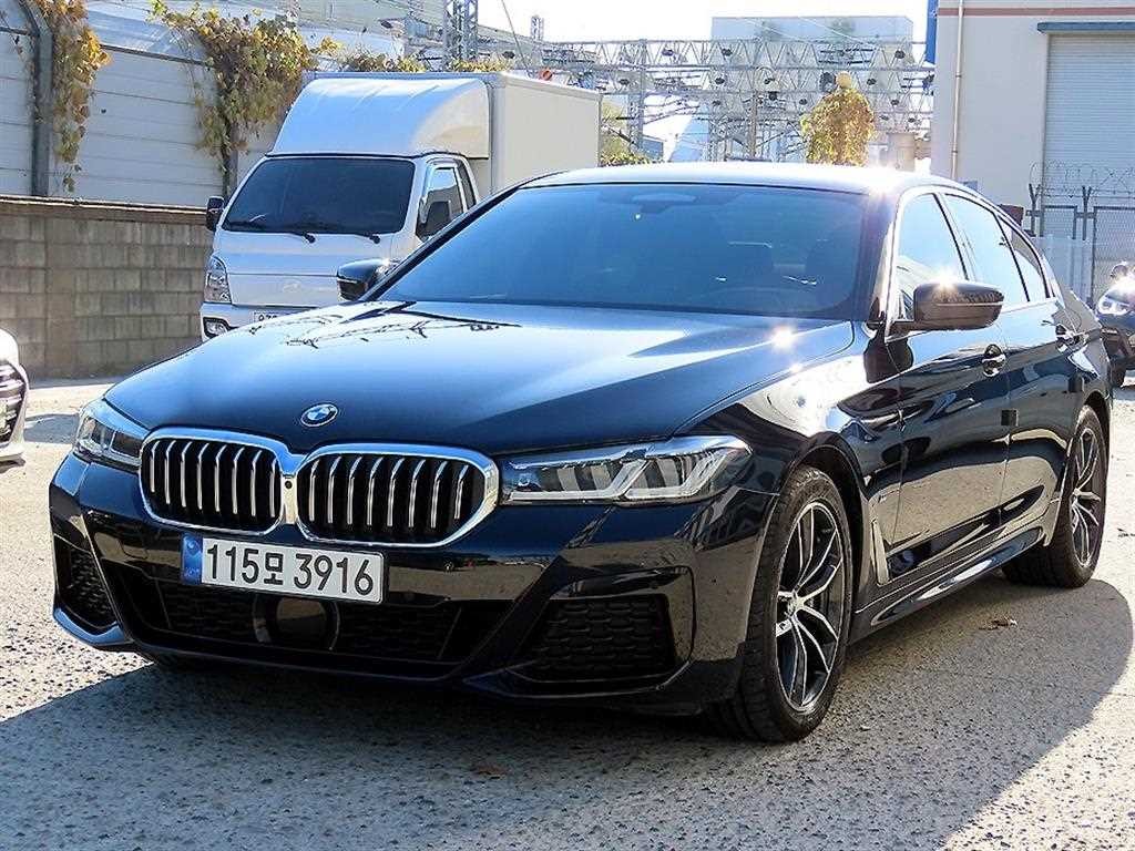 BMW 5시리즈 5시리즈 (G30) 523d M 스포츠 이미지 2